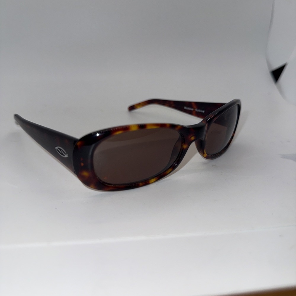 Vintage Smith Sunglasses Madison TLT Tortoise Rectangle Frames with Brown Lenses